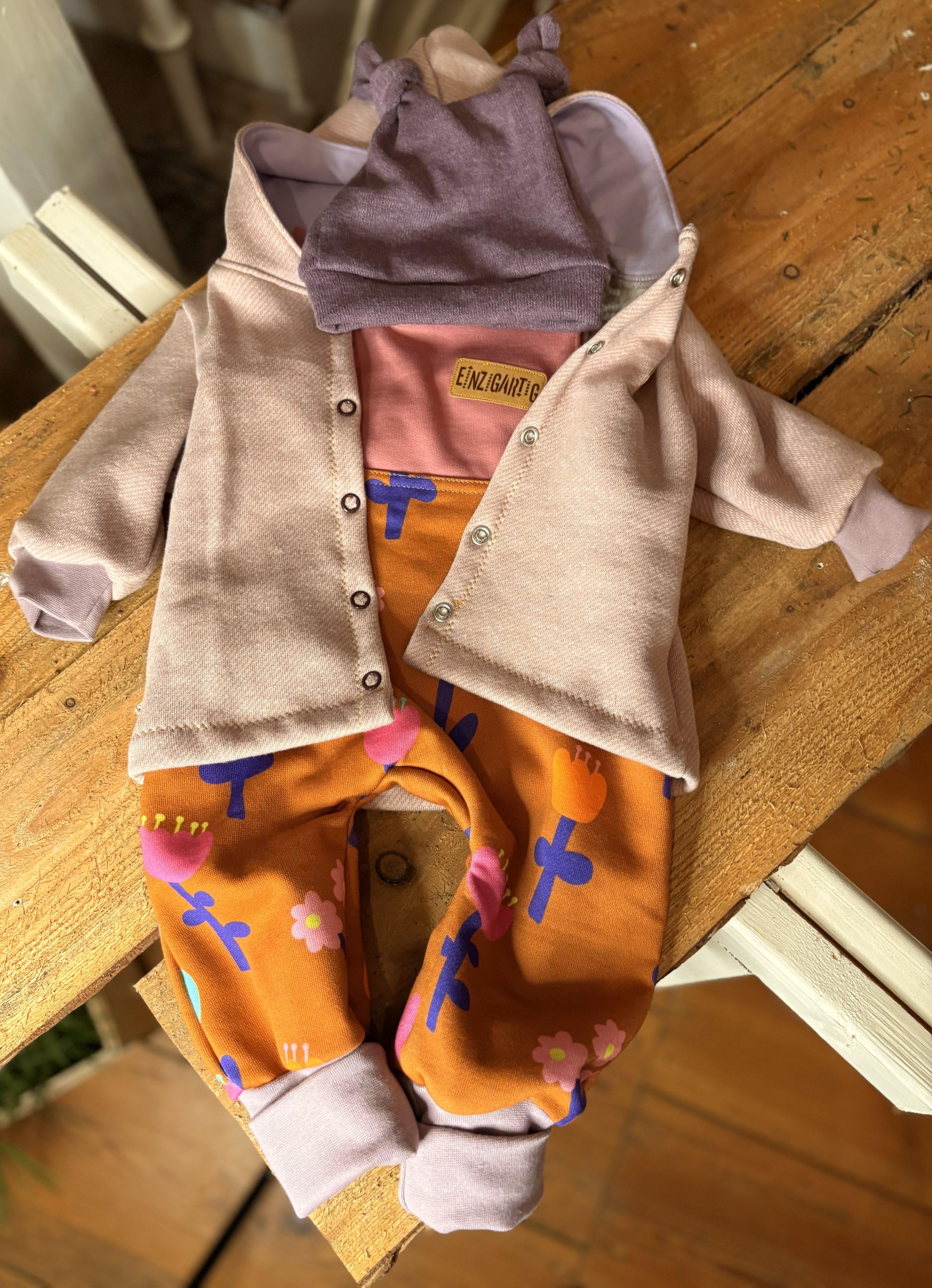 Romper mit Mütze & Jacke